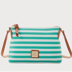 NEW AUTHENTIC Dooney and Bourke crossbody pouchette handbag